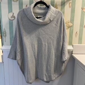 LOFT Soft Gray Knit Pullover/Poncho